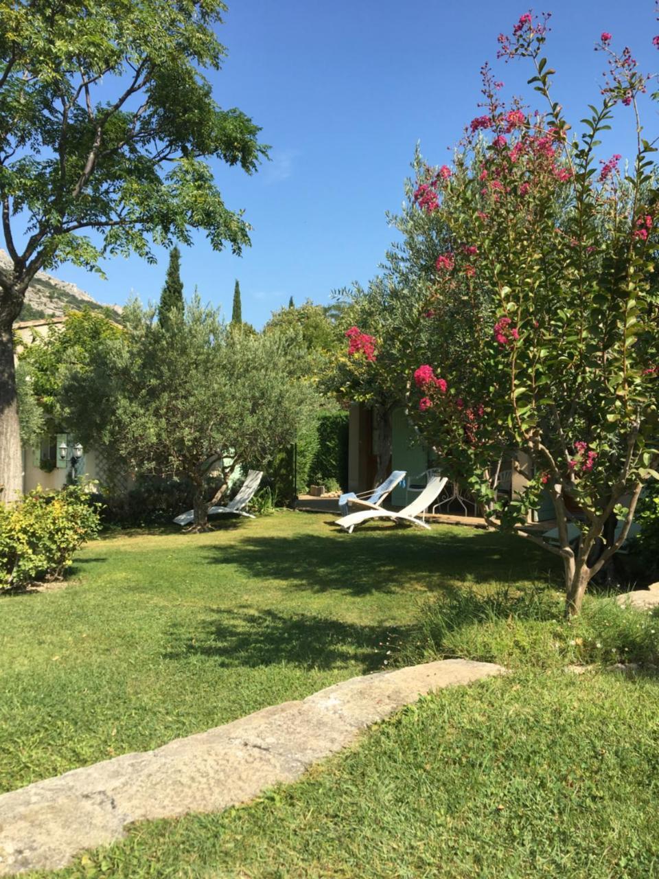 Le Grand Jardin Bed & Breakfast Lafare Luaran gambar